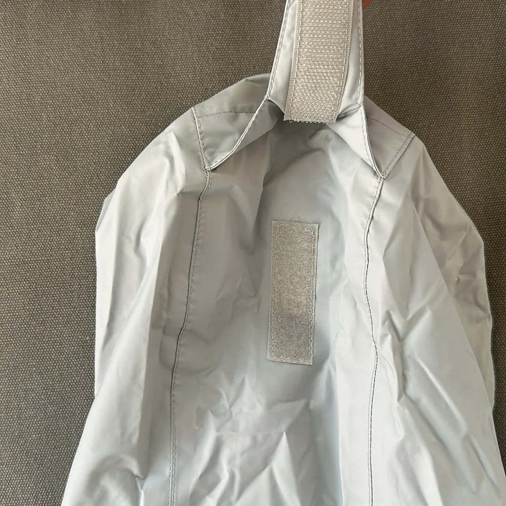 COLUMBIA Silver Gray Waterproof Hooded Jacket Kids M EUC - Picture 15 of 16